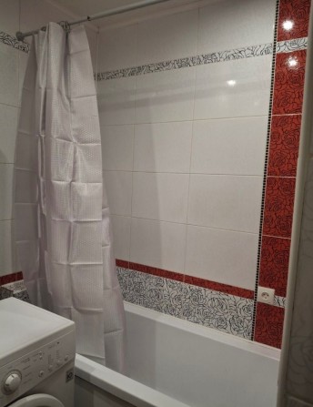 Сдам 2х комн квартиру м. Дворец Спорта - фото 1