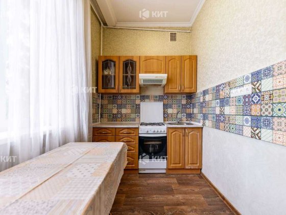 2к.60м2 Салтівка (Салтовка, Французский Бульвар, Михайлика 7) 130251 Харків