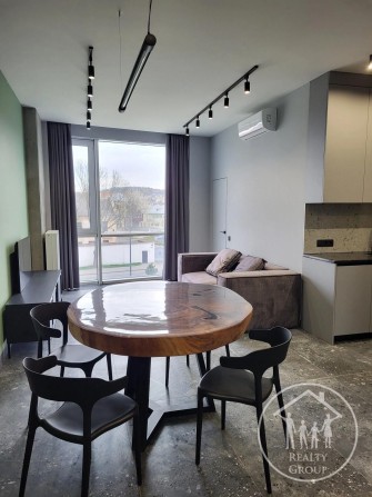 Сучасна квартира в центрі | ЖК Підзамче, Львів - фото 1