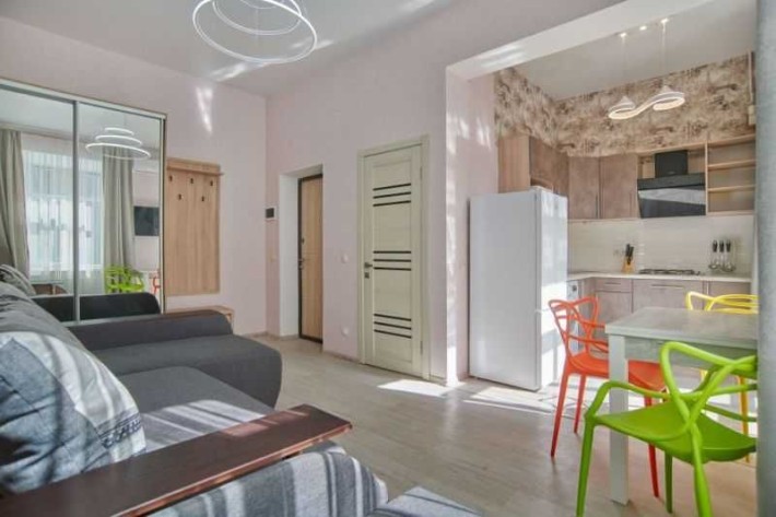 Сдам 1 ком  центр  ЛАНЖЕРОНОВСКАЯ - фото 1