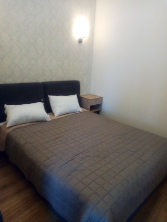 Аренда.Аркадия.Сдам 1-ю квартиру 26 Жемчужина/Генуэзская.Долгосрочно. - фото 1