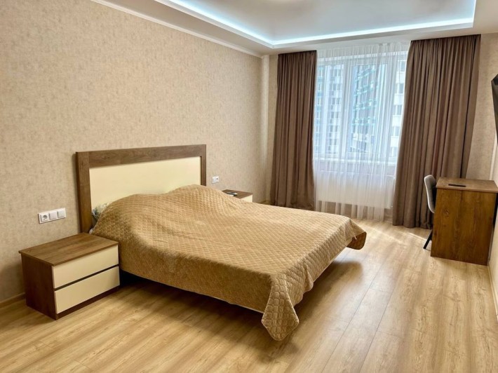 Аренда 1-комнатной кухня-студия  в SKY CITY - фото 1