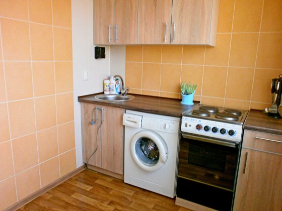 Сдам СВОЮ 1 ком кв с кап ремонтом у м. Героев труда. 5600 гр + свет. Харків