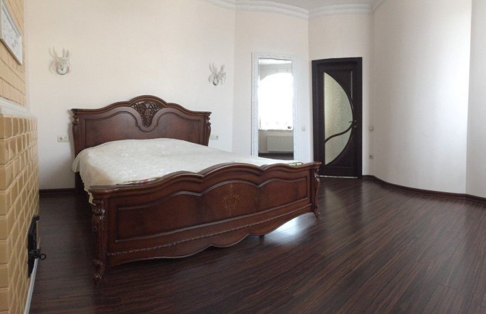 Сдам ЕВРОДВУШКУ уЛ Дерибасовская ЦЕнтр Тц Афины ВАРИАНТЫ - фото 1