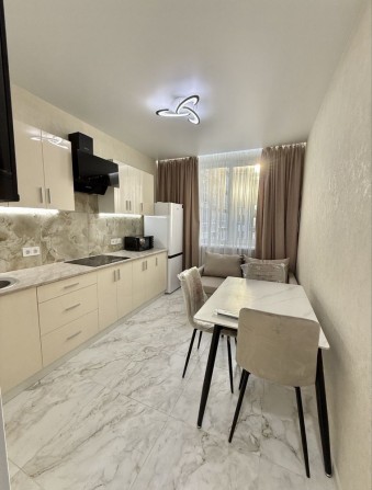 Первая аренда ЖК Акварель 3, Центр - фото 1