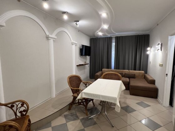 Сдам 4 к Глушко /Ильфа и Петрова + свой подвал и вход Таирова Одесса