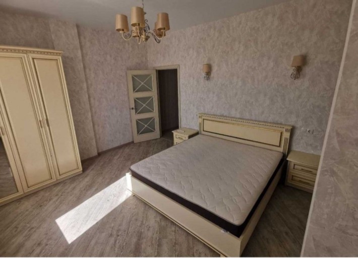 3 квартира Левада, новострой Карбышева, пр. Гагарина, защитников украи - фото 1