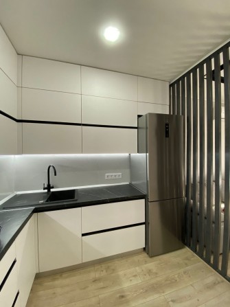 1 комнатная квартира на Сахарова - фото 1