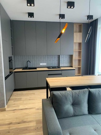 Сдам стильную 1 комн.кв. ЖК Клаб Марин 1 Дача Ковалевского - фото 1