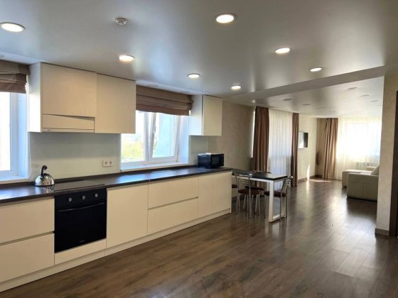 Уютная 1 ком. Кв.  72 м.кв. Своя котельня Харків