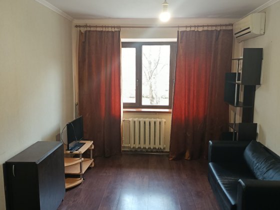 Здам 1 к. квартиру на 2 поверсі за адресою проспект  Науки 41/43 Харків