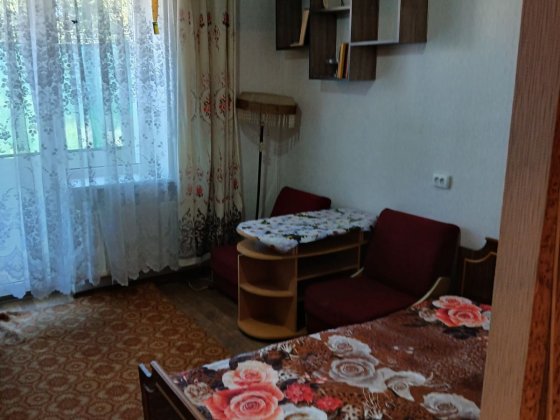 Сдам 1 комнатная квартира студия ул.Ахиезеров 20а р-н Француз. бульвар Харьков