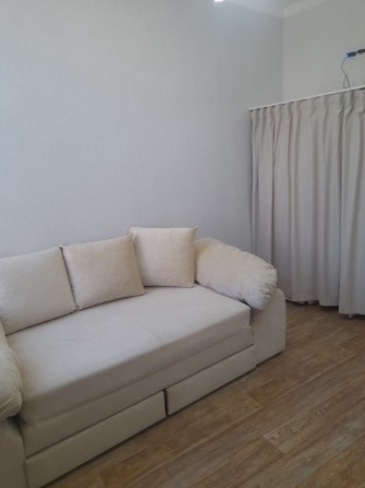 СРОЧНО сдам КРАСИВУЮ 1 к.кв  Пушкинская / Базарная - фото 1