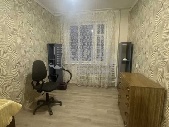 LS-56 Сдам 2х комнатную возле м. Перемога Харків