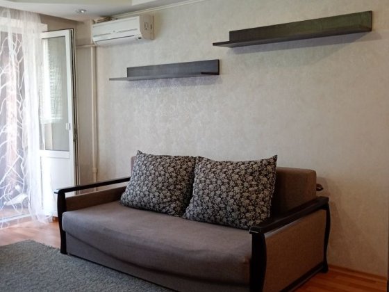 Сдам 1 к квартиру Левобережный 3,пер.Вольный,Караван Слобожанське