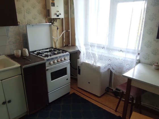 Сдам 2 комнатную квартиру в центре Верхнеднепровск