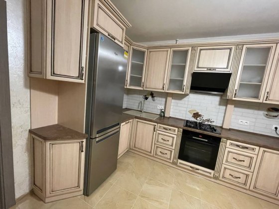 Оренда Калинова Слобода Крихівці