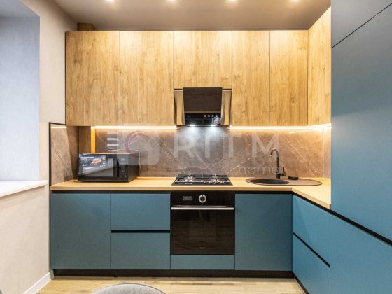 Оренда. Перша здача. Велика площа. Микитинці