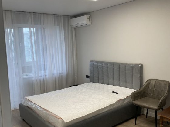 Оренда квартири однокімнатної Петропавловская Борщаговка