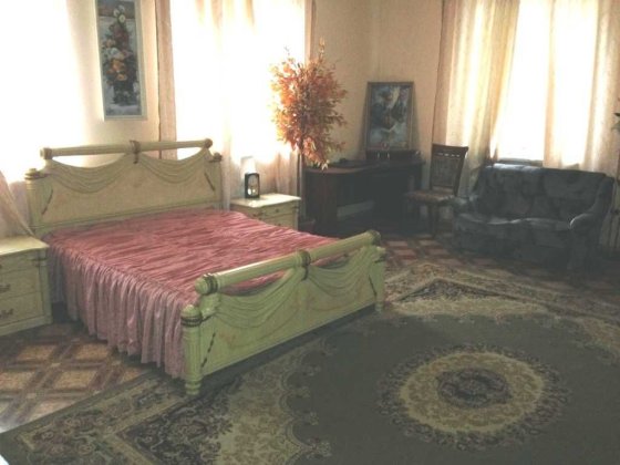 Сдам 1 комн. квартиру 55 м.кв. на Петро. Борщаговке, ул. Бархатная 18, Петропавлівська Борщагівка