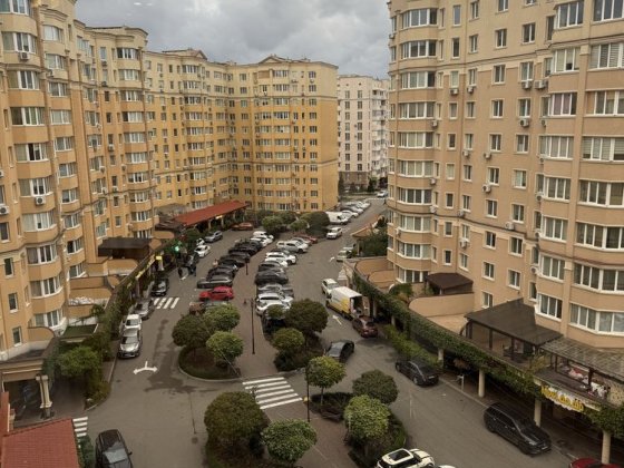 Здам 2-кім , на центральній алеї Софіївська Борщагівка