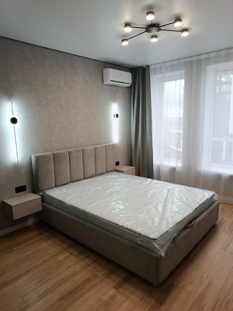 Без комісії ЖК Уютний квартал 39м² з видом на басейн будинок заселений - фото 1