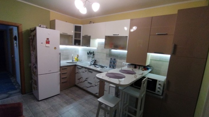 Здам 2к квартиру Софіївська Борщагівка, Миру,закритий двір - фото 1