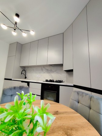 Оренда новенької 2х к.квартири в ЖК Софія Резіденс.Перша здача. - фото 1