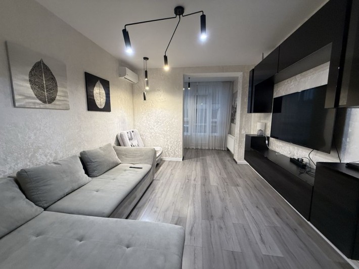 ДВОКІМНАТНА з ТЕРАСОЮ на Мартинова 5 в ЖК Софія Резиденс - фото 1