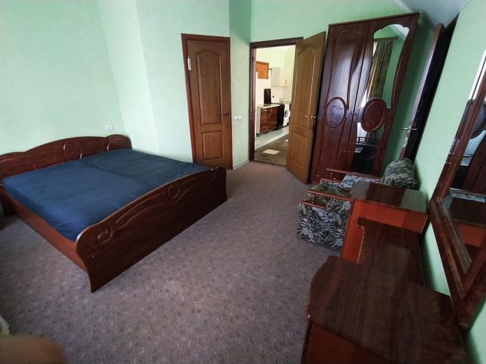 Здаю 3кім.квартиру у приватному будинку  с. Пухівка - фото 1