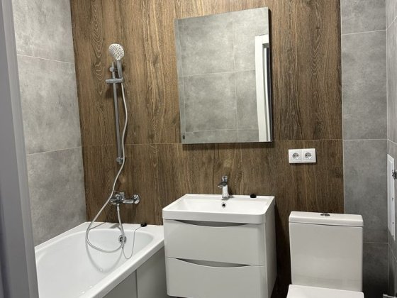 Оренда 2-ох кімнатноі квартири Зимна Вода