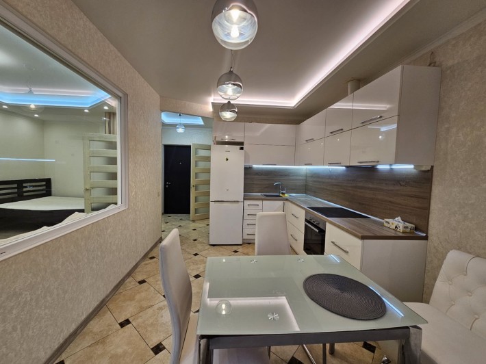 Стильная квартира в Радужном. - фото 1