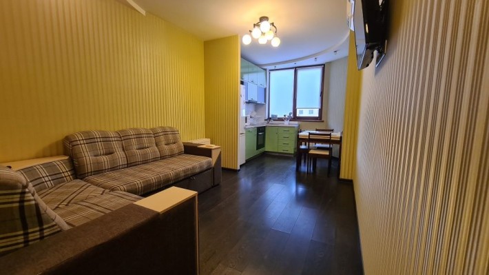 Сдам уютную однокомнатную квартиру в ЖК Радужный, кот, собачка ок - фото 1