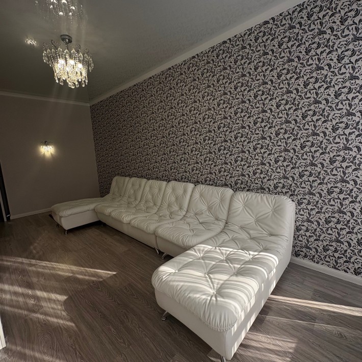 Сдам трехкомнатную квартиру в Кадор на Таирова - фото 1