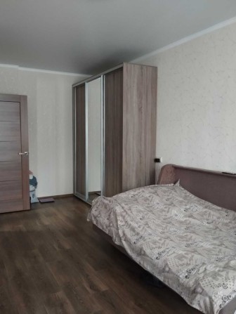 Сдам 1 комн. квартиру  в ж.м Радужный 2/16 - фото 1