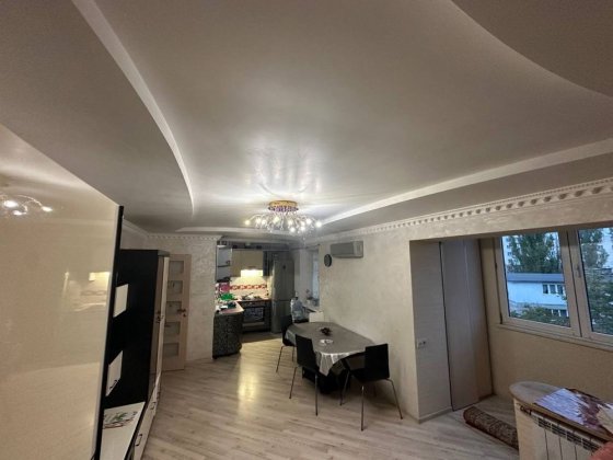 Сдам 2-х кімнатну квартиру на Заболотного район Москвича Ліски