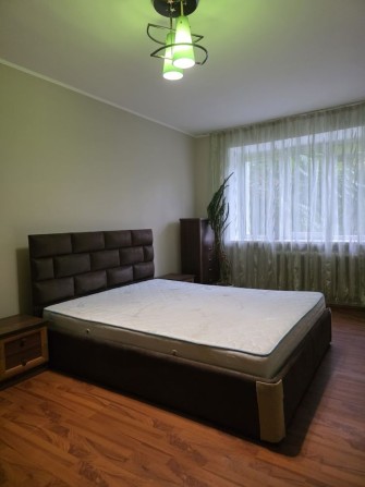 Здається в оренду 3-кімнатна квартира вулиця Полетаєва - фото 1