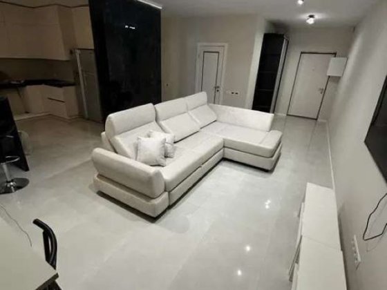 Продаж 2-к квартири вул. Анни Ахматової 13 Киев