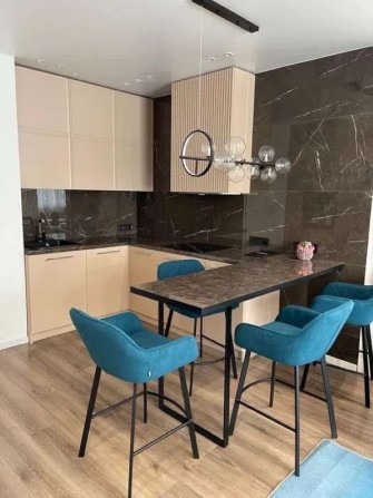 Продаж 2-к квартири вул. Михайла Драгоманова 10 - фото 1