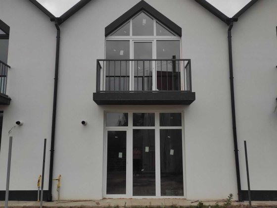 Продам Таун Гарна локація Газ Без Комісії поряд Парк Балкон Введений Буча