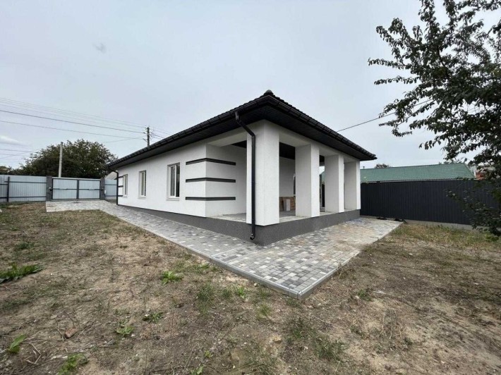 Одноповерховий будинок в Бучі Будували для себе Газ Чистове оздоблення - фото 1