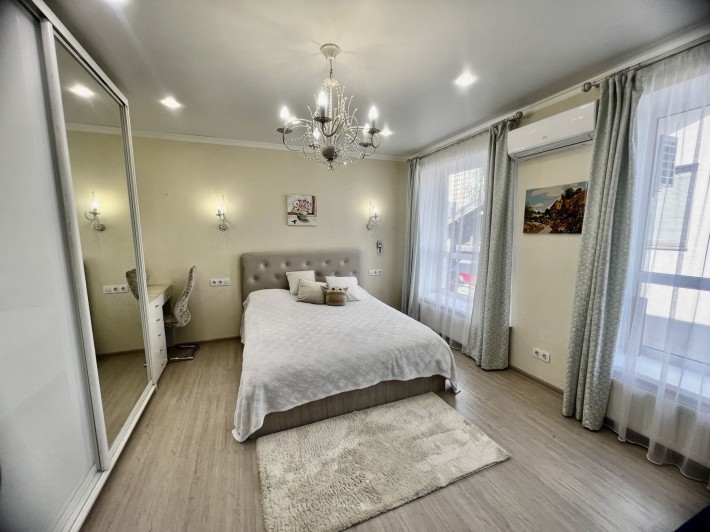 ТЕРМІНОВИЙ продаж! Таунхаус 78 м² | Центр Бучі | Ремонт, меблі, газ - фото 1