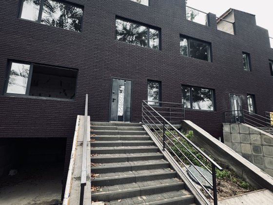 Просторий таунхаус у Бучі - ідеальний варіант для комфортного життя! Буча