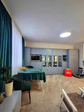 Продам частину будинку в центрі міста - фото 1