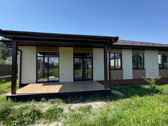 Готовый одноэтажный дом грамотная и просторная планировка 6 соток Буча Буча