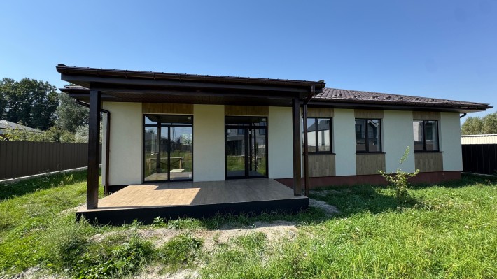 Готовый одноэтажный дом грамотная и просторная планировка 6 соток Буча - фото 1