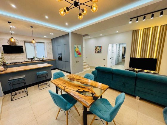 будинок РЕМОНТОМ меблями і технікою Лісова Буча Буча