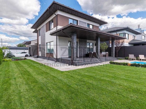 Продаж будинку/ Бровари/211м2/ 10 соток/5-кімнат/Бориспільський район Бровари