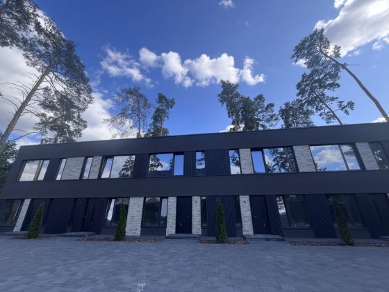 Продам сучасний таунхаус в Лісовій частині Бучі. Газ підключений! Буча