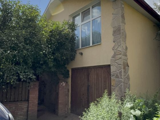 Продаж особняка в центральній частині міста Івано-Франківськ